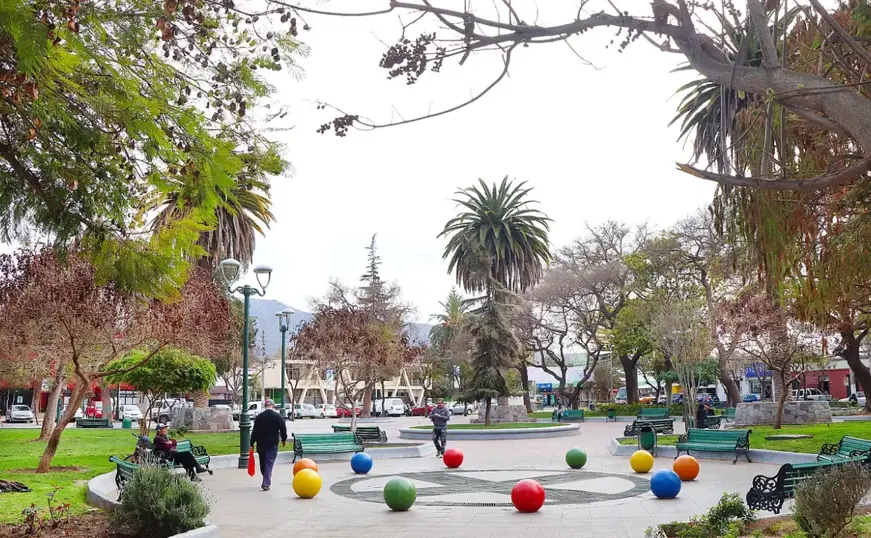 PLAZA-PEÑAFLOR.webp